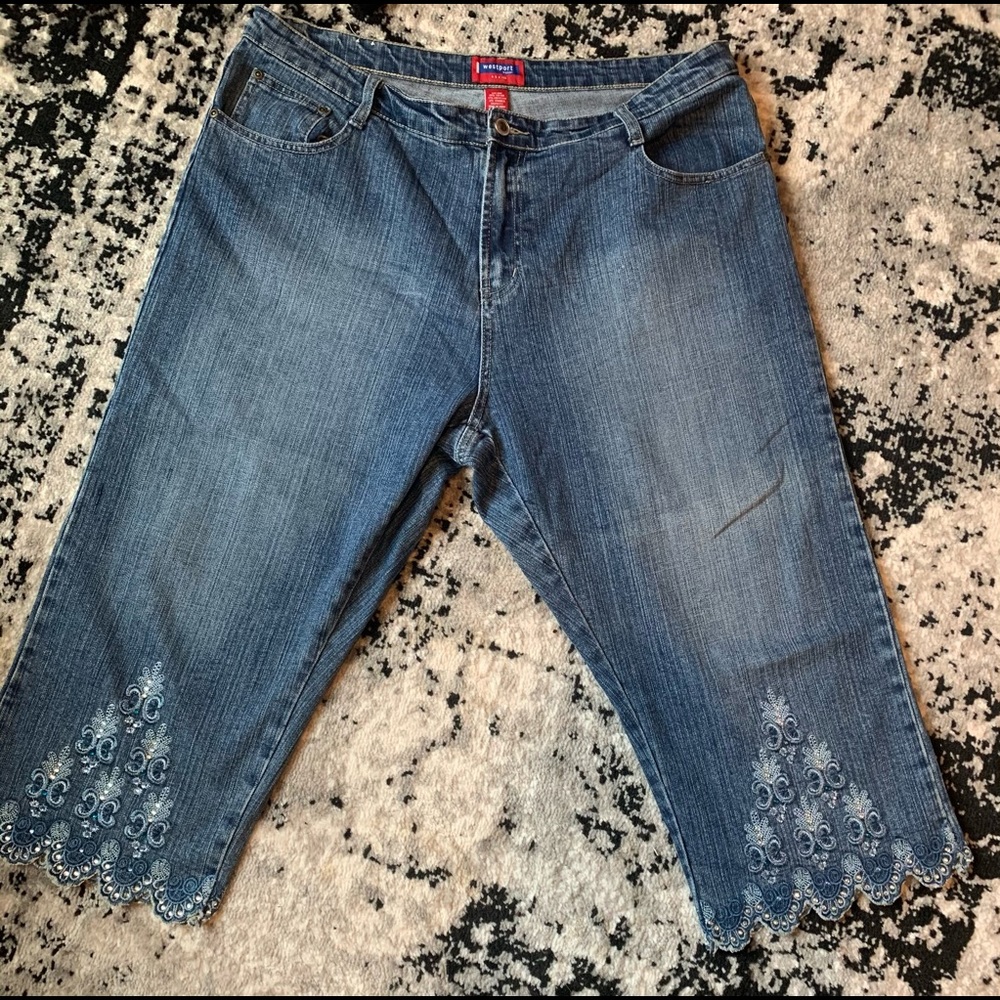 Denim cropped embellished jeans